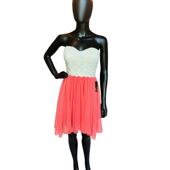 Gold Crochet & Peach Chiffon Short Dress - Picture 2 of 5